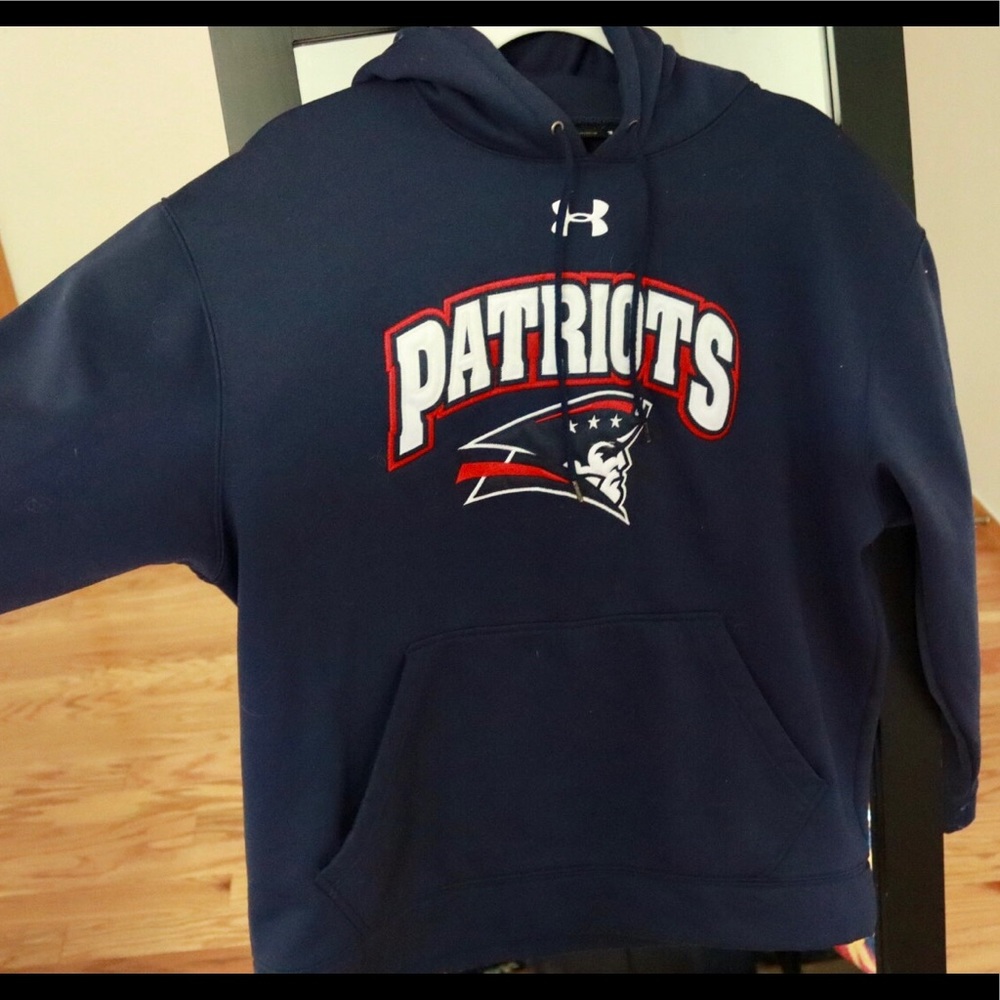 Under armour patriots sweatshirt